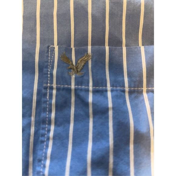 Mens American Eagle Blue White Buttondown Long‎ Sleeve Shirt XLT Classic Fit A21 - Picture 2 of 7